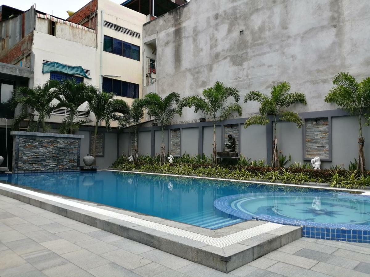 Holiday Hotel Battambang Exteriér fotografie