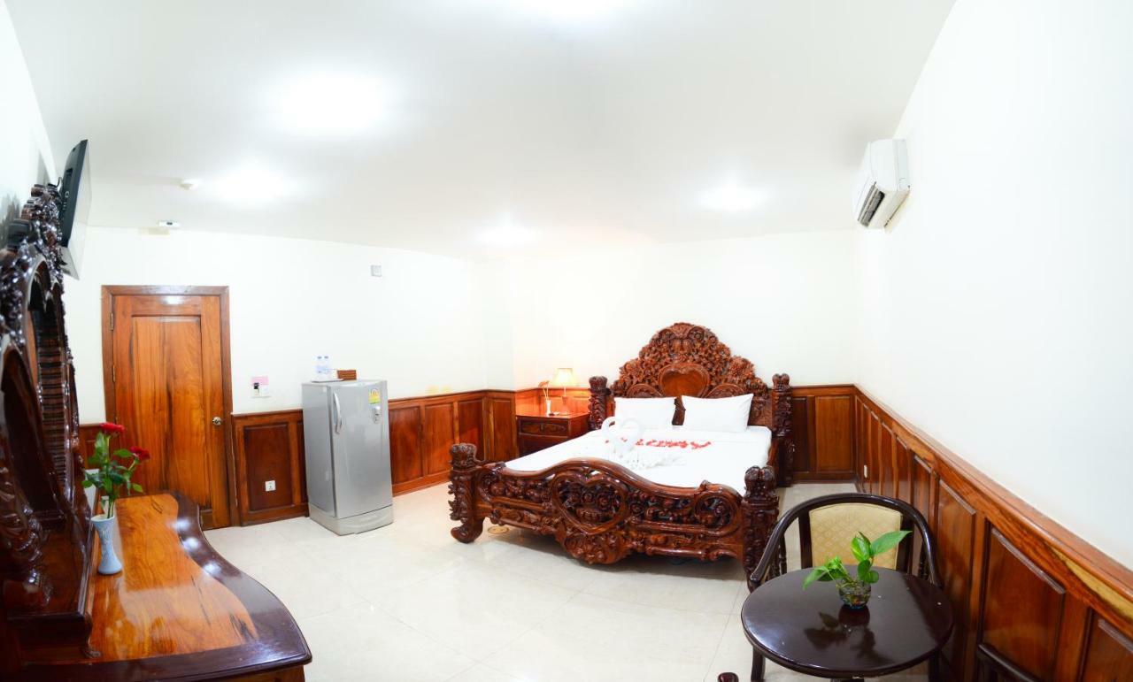 Holiday Hotel Battambang Exteriér fotografie